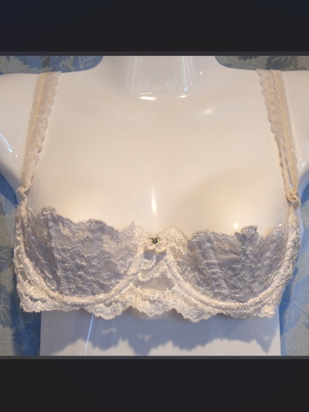 Shirley of Hollywood Authentically Vintage 70's bra 34C